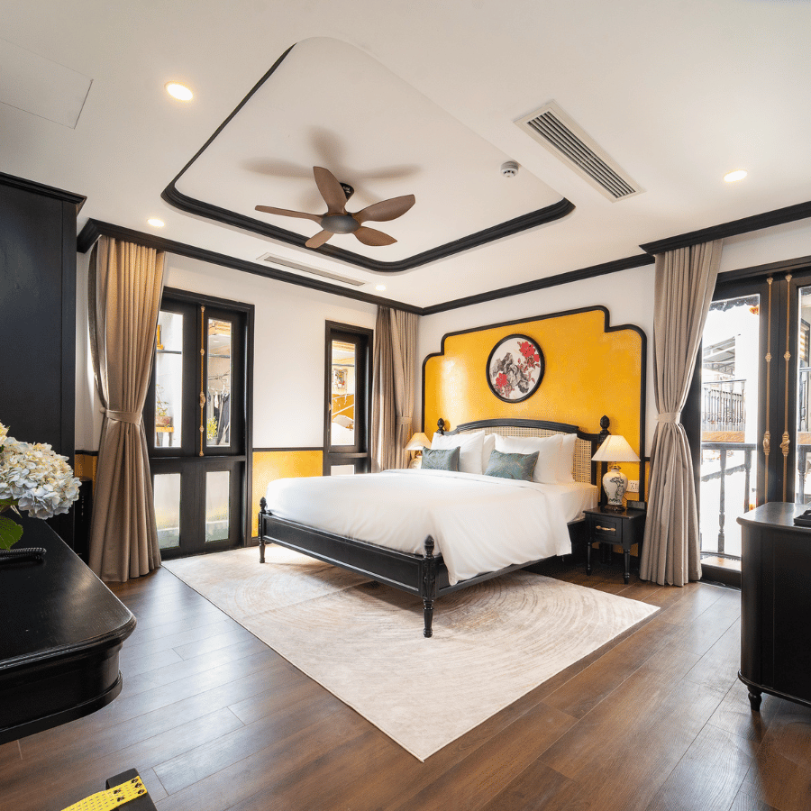 Khách sạn boutique Hội An, khách sạn trong phố cổ Hội An, khách sạn phong cách Đông Dương ở Hội An, khách sạn ở Hội An có quán cà phê, khách sạn ở Hội An gần Chùa Cầu, khách sạn trung tâm Hội An, khách sạn ở Hội An có ban công, khách sạn phong cách ở Hội An