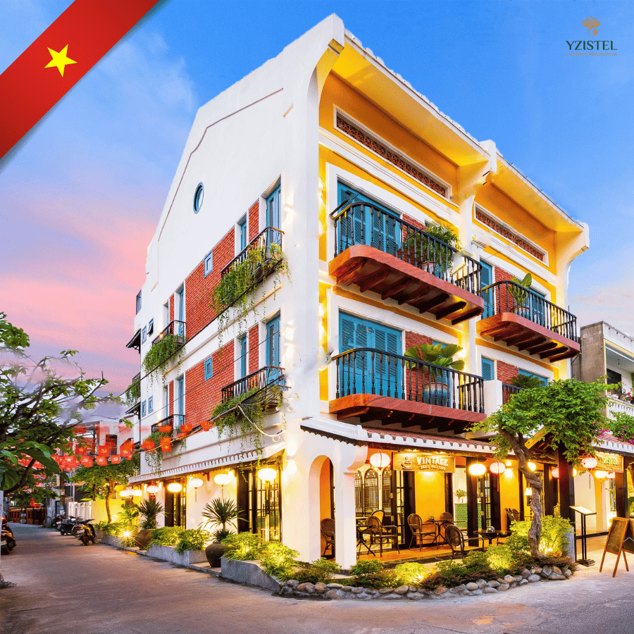 Khách sạn boutique Hội An, khách sạn trong phố cổ Hội An, khách sạn phong cách Đông Dương ở Hội An, khách sạn ở Hội An có quán cà phê