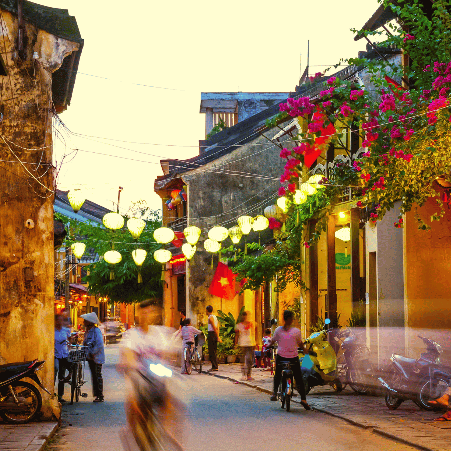 Khách sạn boutique Hội An, khách sạn trong phố cổ Hội An, khách sạn phong cách Đông Dương ở Hội An, khách sạn ở Hội An có quán cà phê, khách sạn ở Hội An gần Chùa Cầu, khách sạn trung tâm Hội An, khách sạn ở Hội An có ban công, khách sạn phong cách ở Hội An, trải nghiệm lưu trú độc đáo ở Hội An, chỗ ở boutique tốt nhất tại Hội An