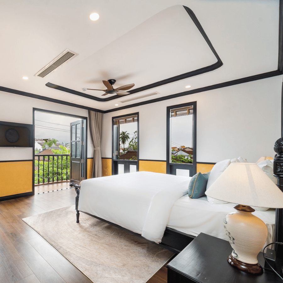 Khách sạn boutique Hội An, khách sạn trong phố cổ Hội An, khách sạn phong cách Đông Dương ở Hội An, khách sạn ở Hội An có quán cà phê, khách sạn ở Hội An gần Chùa Cầu, khách sạn trung tâm Hội An, khách sạn ở Hội An có ban công, khách sạn phong cách ở Hội An, trải nghiệm lưu trú độc đáo ở Hội An, chỗ ở boutique tốt nhất tại Hội An